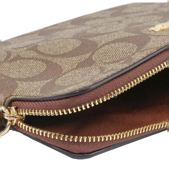 COACH Large Corner Zip Wristlet In Signature Canvas - Khaki Saddle 2 - Picture 4 of 6